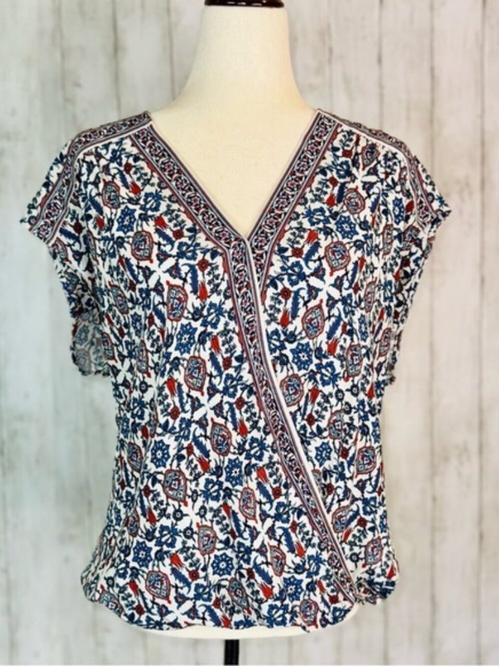 Max Studio | Floral Surplice Top